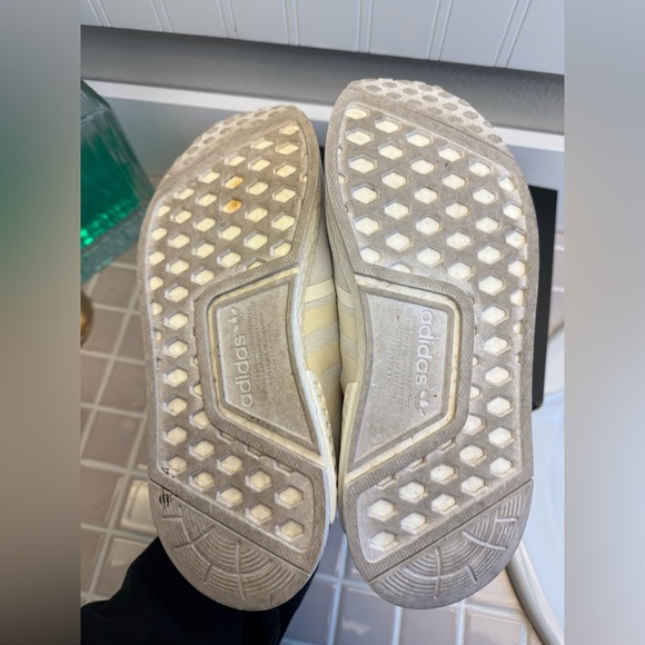 White Adidas NMD with Box - Picture 4 of 4